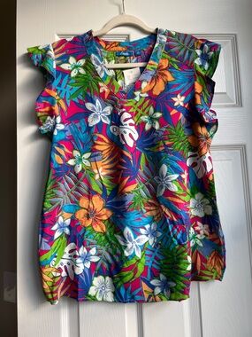 NWT Multicolor Tropical Floral V-Neck Blouse M